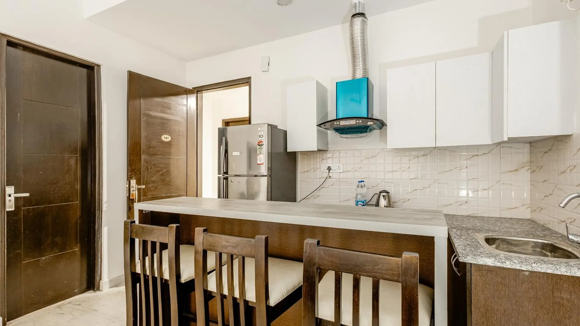 Lime Tree Hotel - Golf Course Road, Sector-43, Gurugram Gurgaon